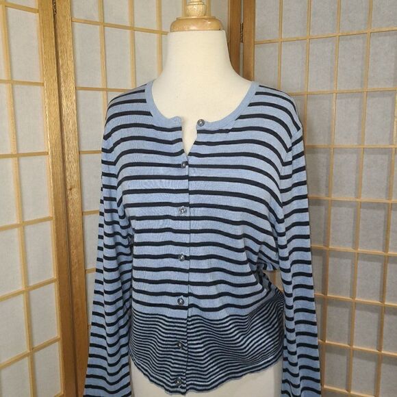 J.āJillāLgāPetĀ StripedāCardigan - Picture 11 of 14